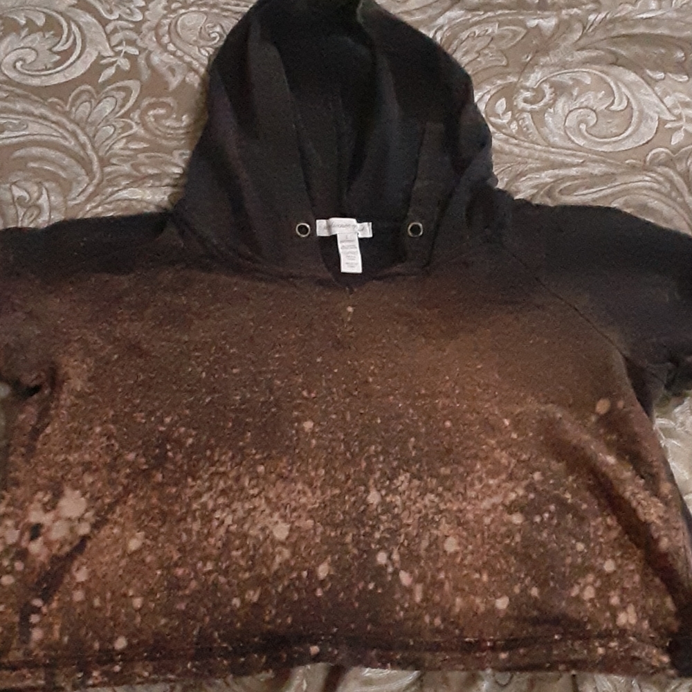 Bleach dyed crop top
